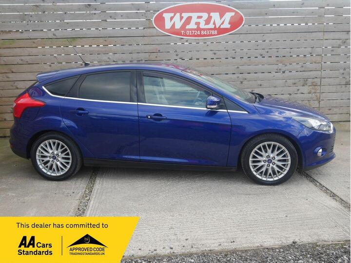 Ford Focus 1.0T EcoBoost Zetec Euro 5 (s/s) 5dr