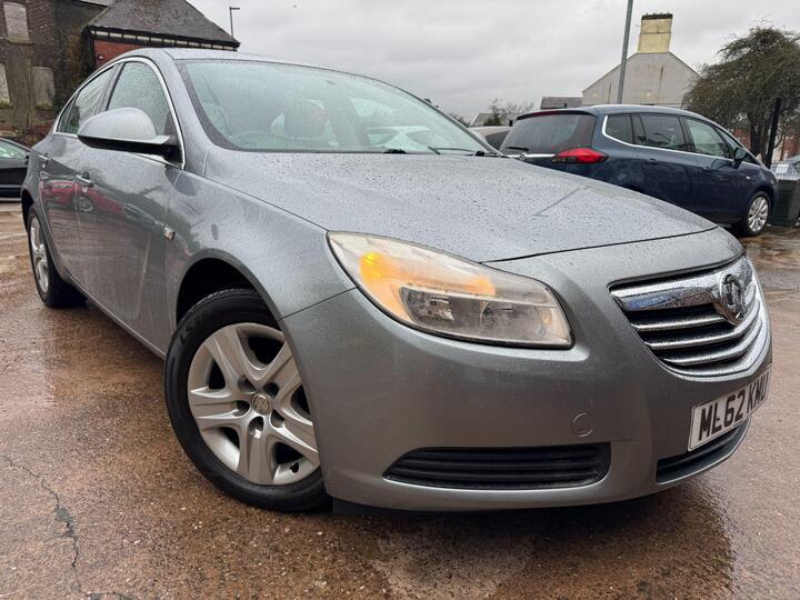 Vauxhall Insignia 2.0 CDTi EcoFLEX Exclusiv Euro 5 (s/s) 5dr