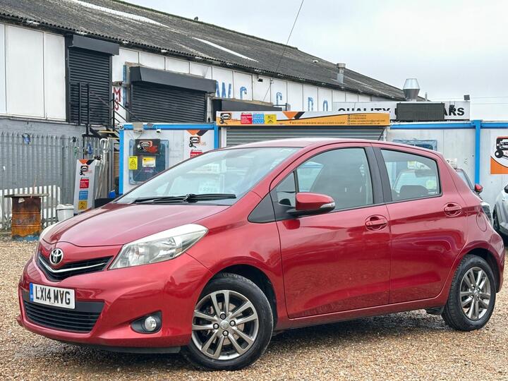 Toyota Yaris 1.33 Dual VVT-i Icon Plus Euro 5 5dr