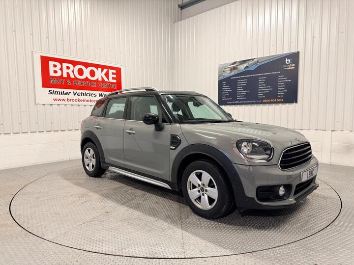 MINI Countryman 1.5 Cooper Classic Steptronic Euro 6 (s/s) 5dr