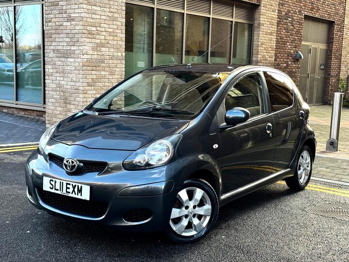 Toyota AYGO 1.0 VVT-i Go Euro 5 5dr