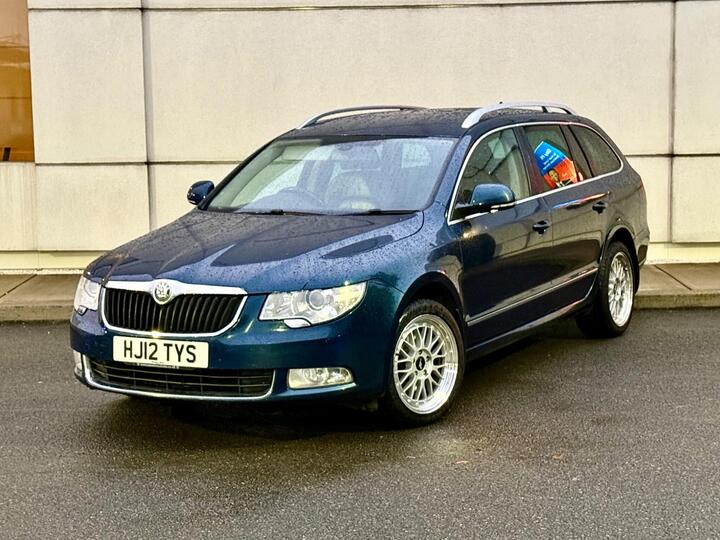 Skoda Superb 2.0 TDI Elegance DSG Euro 5 5dr