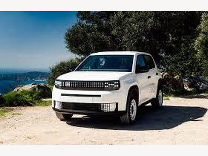 Fiat Grande Panda 1.2 MHEV La Prima E-DCT Euro 6 (s/s) 5dr