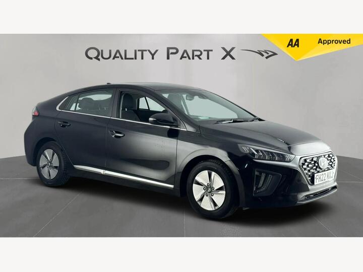 Hyundai IONIQ 1.6 H-GDi Premium DCT Euro 6 (s/s) 5dr Hyundai IONIQ 1.6 H-GDi Premium DCT Euro 6 (s/s) 5dr