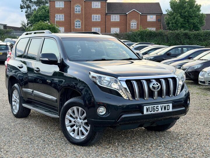 Toyota Land Cruiser 2.8D Icon Auto 4WD Euro 6 5dr (7 Seats) Toyota Land Cruiser 2.8D Icon Auto 4WD Euro 6 5dr (7 Seats)