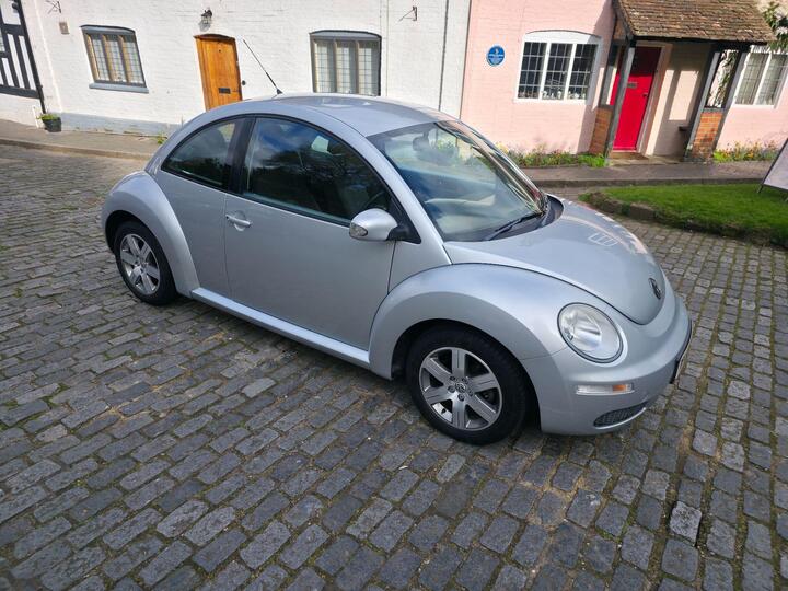 Volkswagen Beetle 1.4 16V Luna Euro 4 3dr
