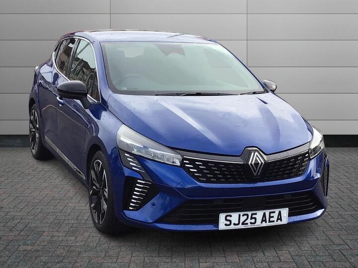 Renault Clio 1.6 E-TECH Techno Auto Euro 6 (s/s) 5dr