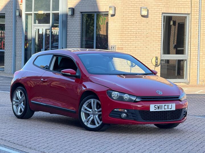 Volkswagen Scirocco 2.0 TDI BlueMotion Tech GT Euro 5 (s/s) 3dr Volkswagen Scirocco 2.0 TDI BlueMotion Tech GT Euro 5 (s/s) 3dr