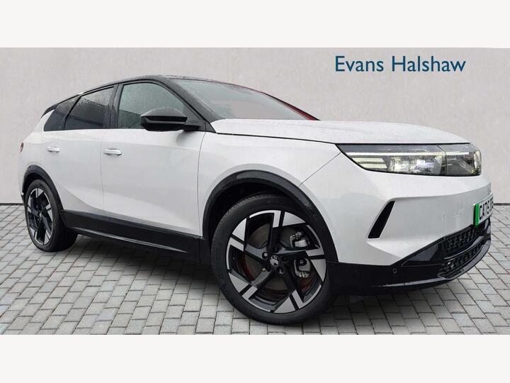 Vauxhall GRANDLAND ELECTRIC HATCHBACK 157kW Ultimate 73kWh 5dr Auto [Fixed Roof]