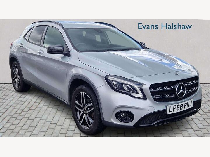 Mercedes-Benz GLA HATCHBACK 1.6 GLA180 Urban Edition Euro 6 (s/s) 5dr Mercedes-Benz GLA HATCHBACK 1.6 GLA180 Urban Edition Euro 6 (s/s) 5dr