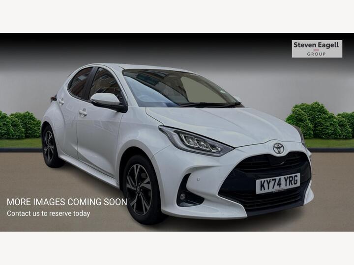 Toyota Yaris 1.5 VVT-h Design E-CVT Euro 6 (s/s) 5dr