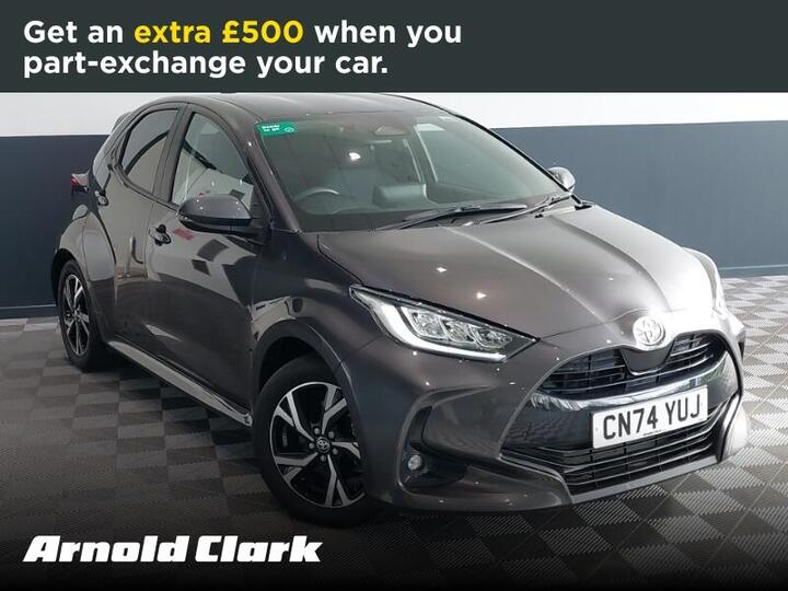 Toyota Yaris 1.5 VVT-h Design E-CVT Euro 6 (s/s) 5dr