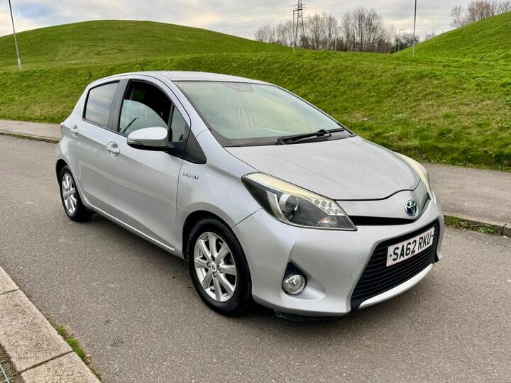 Toyota Yaris 1.5 VVT-h T4 CVT Euro 5 5dr