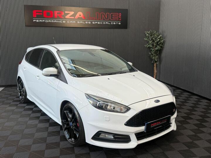 Ford FOCUS 2.0T EcoBoost ST-3 Euro 6 (s/s) 5dr