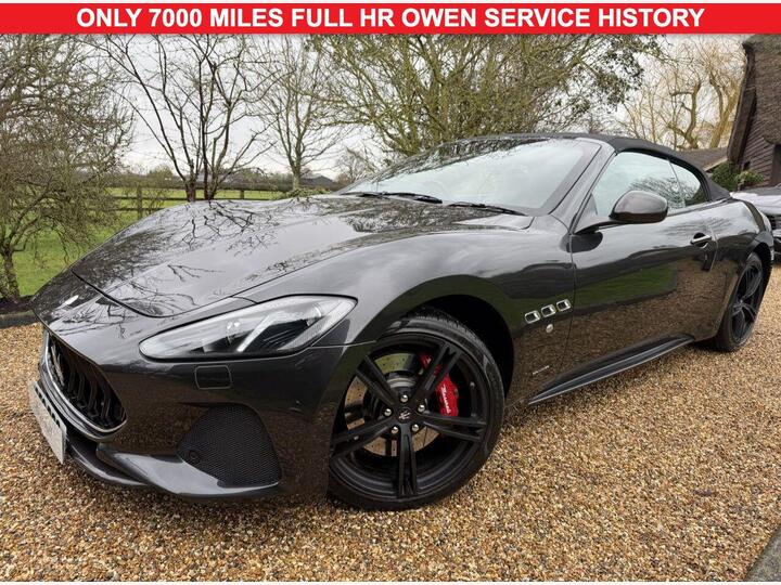 Maserati GRANCABRIO 4.7 V8 Sport Nerissimo MC Shift Euro 6 2dr