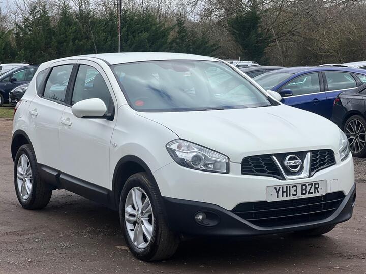 Nissan Qashqai 1.6 DCi Acenta 2WD Euro 5 5dr Nissan Qashqai 1.6 DCi Acenta 2WD Euro 5 5dr