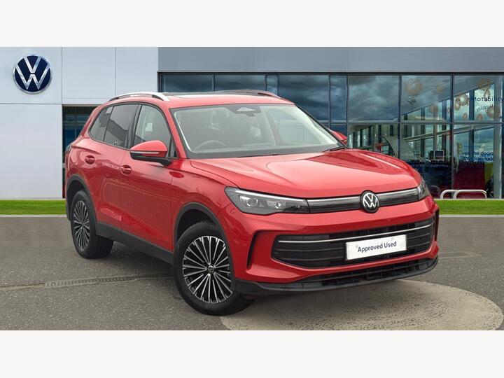 Volkswagen Tiguan 1.5 TSI EHybrid 19.7kWh Match DSG Euro 6 (s/s) 5dr Volkswagen Tiguan 1.5 TSI EHybrid 19.7kWh Match DSG Euro 6 (s/s) 5dr