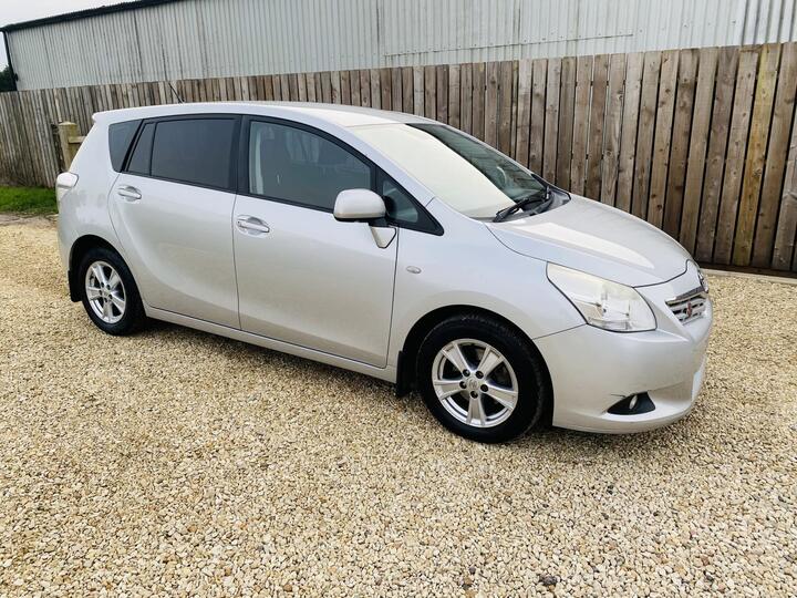Toyota Verso 2.0 D-4D TR Euro 4 5dr