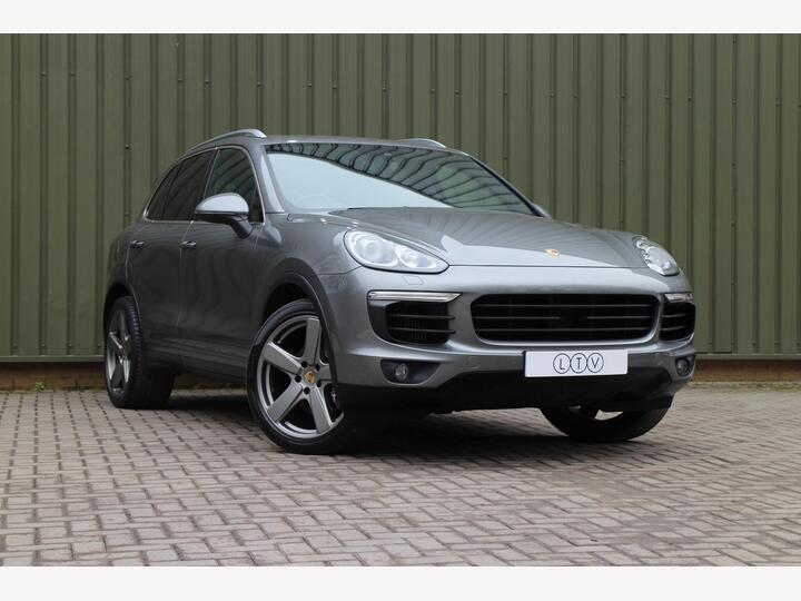 Porsche Cayenne 3.6T V6 S TiptronicS 4WD Euro 6 (s/s) 5dr Porsche Cayenne 3.6T V6 S TiptronicS 4WD Euro 6 (s/s) 5dr