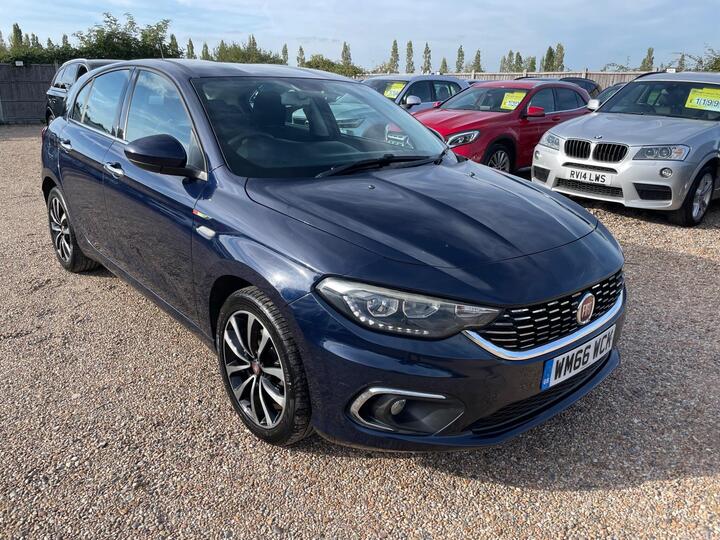 Fiat Tipo 1.6 MultiJetII Lounge Euro 6 (s/s) 5dr