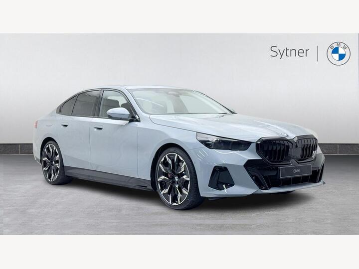 BMW 5 Series Saloon 2.0 530e 22.1kWh M Sport Pro Steptronic Euro 6 (s/s) 4dr