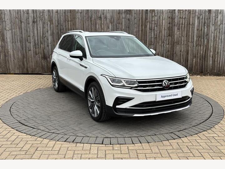 Volkswagen TIGUAN 2.0 TDI Elegance DSG 4Motion Euro 6 (s/s) 5dr