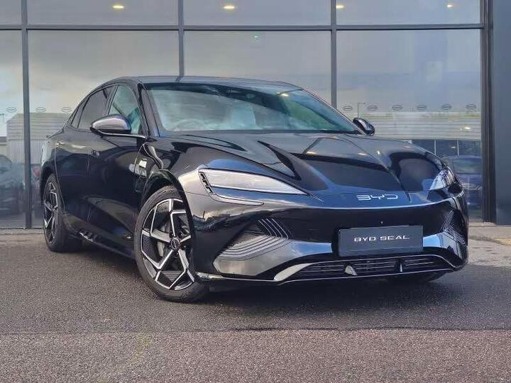 BYD Seal 82.5kWh Design Auto 4dr