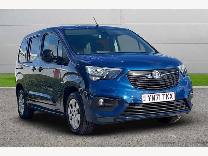 Vauxhall Combo Life 1.5 Turbo D SE Euro 6 (s/s) 5dr (7 Seat) Vauxhall Combo Life 1.5 Turbo D SE Euro 6 (s/s) 5dr (7 Seat)