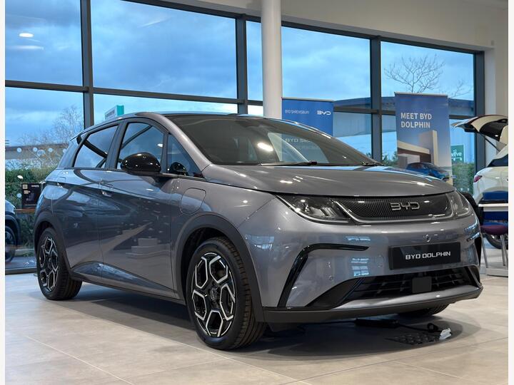 BYD Dolphin 60.48kWh Design Auto 5dr