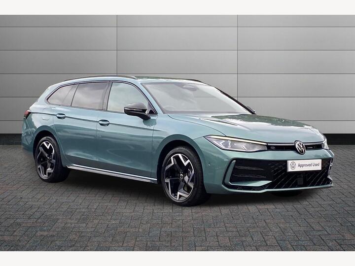 Volkswagen Passat 1.5 TSI EHybrid 19.7kWh R-Line DSG Euro 6 (s/s) 5dr