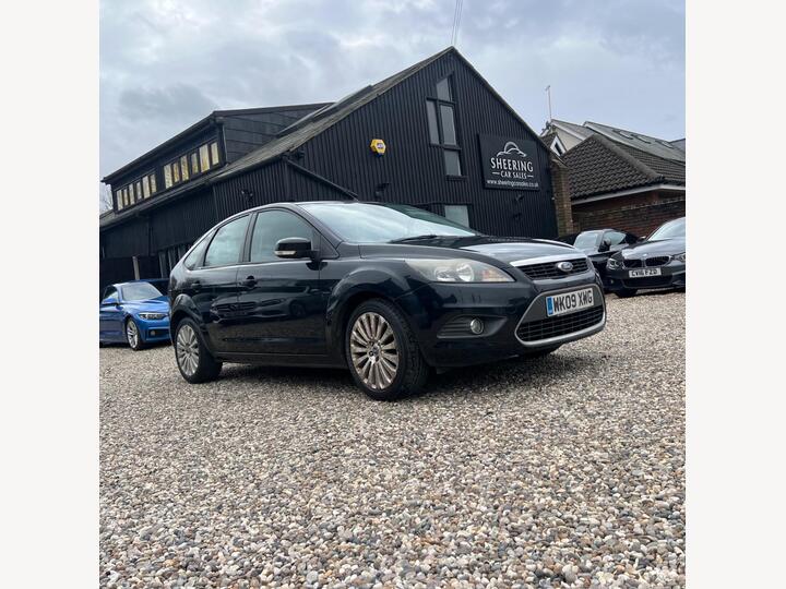 Ford Focus 1.8 Titanium 5dr