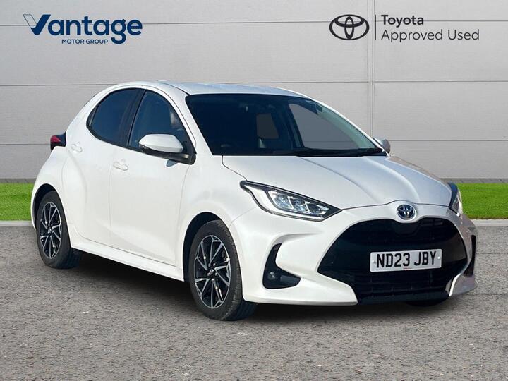 Toyota Yaris 1.5 VVT-h Design E-CVT Euro 6 (s/s) 5dr