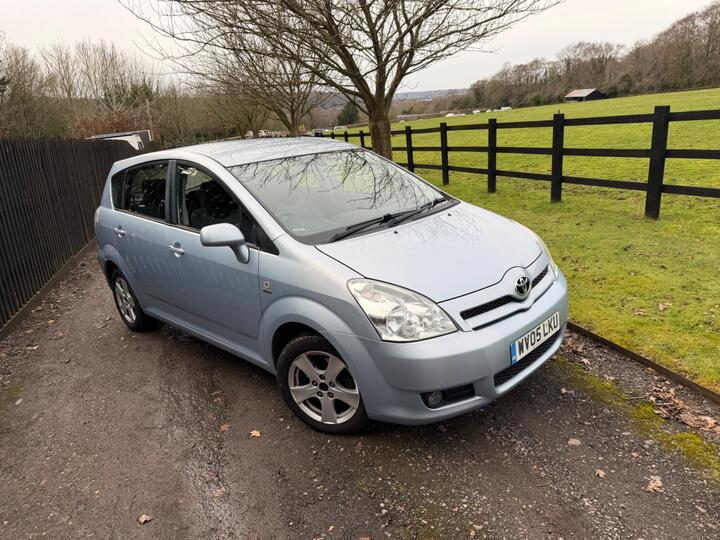 Toyota Corolla Verso 1.8 VVT-i T3 5dr