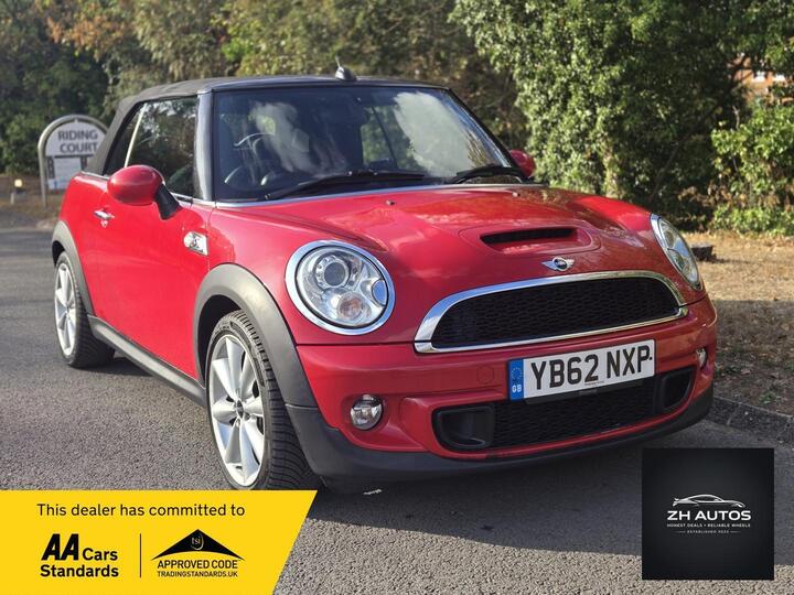 MINI Convertible 1.6 Cooper S Euro 5 (s/s) 2dr