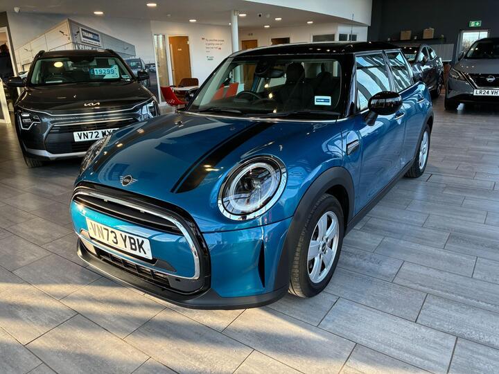 MINI Hatch 1.5 Cooper Classic Steptronic Euro 6 (s/s) 5dr
