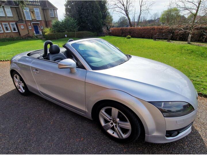 Audi TT 2.0 TFSI Roadster Euro 4 2dr