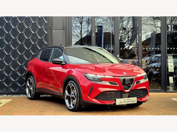 Alfa Romeo Junior 54kWh Elettrica Veloce Auto 5dr