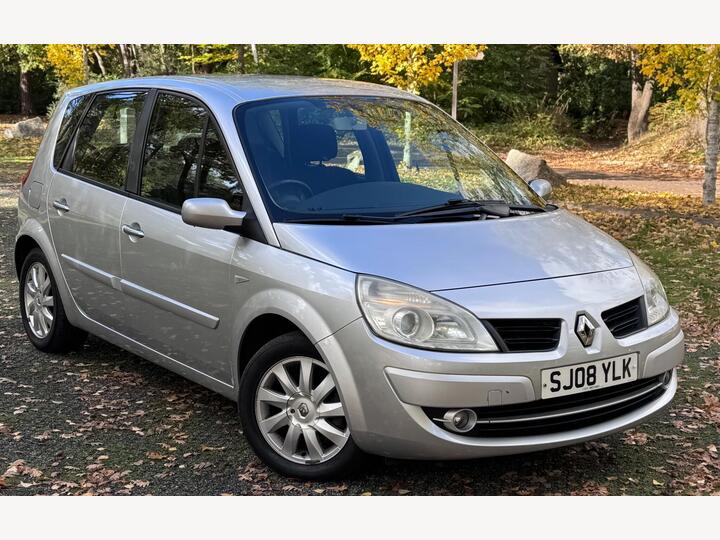 Renault Scenic 1.6 VVT Dynamique 5dr Renault Scenic 1.6 VVT Dynamique 5dr
