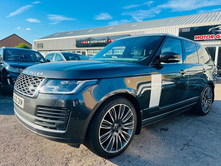 Land Rover Range Rover 3.0 SD V6 Vogue SE Auto 4WD Euro 6 (s/s) 5dr Land Rover Range Rover 3.0 SD V6 Vogue SE Auto 4WD Euro 6 (s/s) 5dr