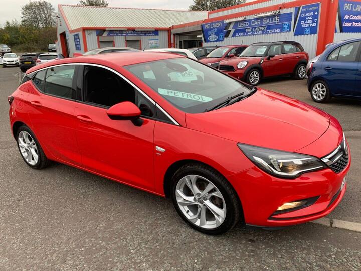 Vauxhall ASTRA 1.4i Turbo SRi Nav Euro 6 5dr Vauxhall ASTRA 1.4i Turbo SRi Nav Euro 6 5dr