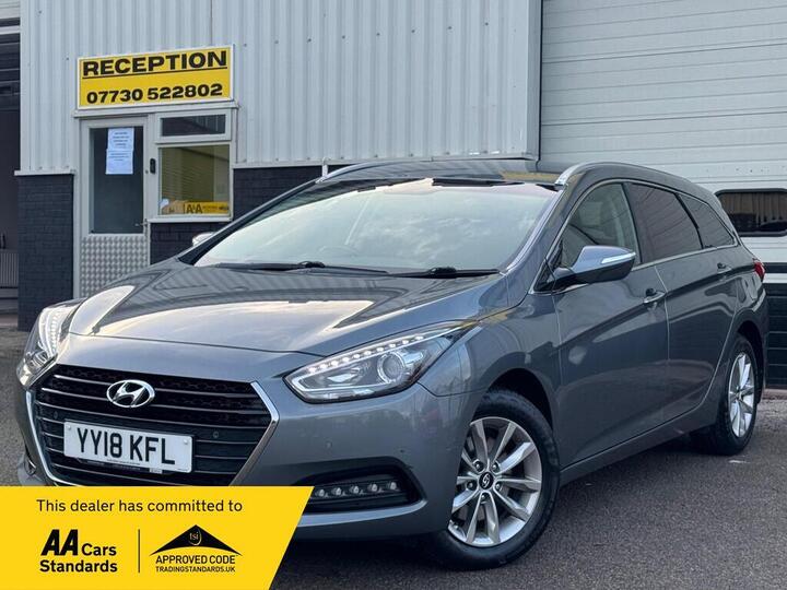 Hyundai I40 1.7 CRDi Blue Drive SE Nav Tourer Euro 6 (s/s) 5dr Hyundai I40 1.7 CRDi Blue Drive SE Nav Tourer Euro 6 (s/s) 5dr