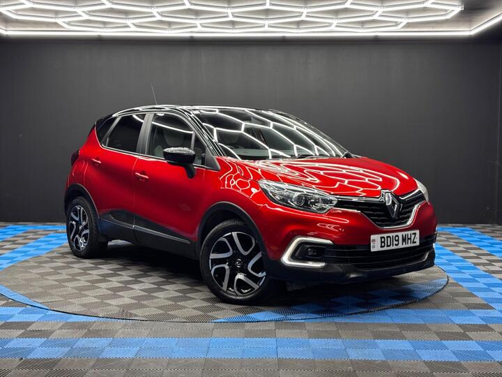 Renault Captur 0.9 TCe ENERGY Iconic Euro 6 (s/s) 5dr