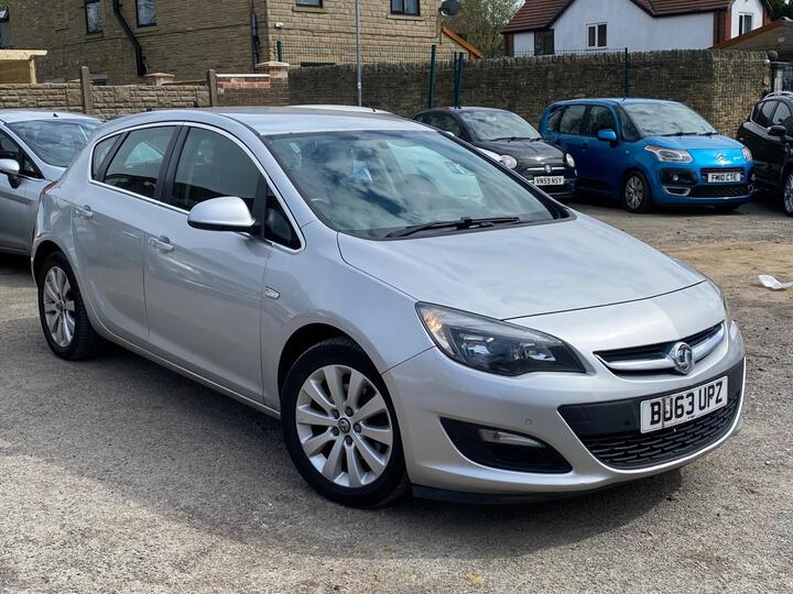 Vauxhall Astra 2.0 CDTi Tech Line Auto Euro 5 5dr