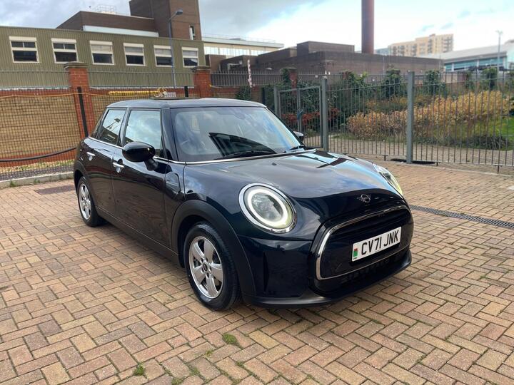 MINI Hatch 1.5 Cooper Classic Euro 6 (s/s) 5dr