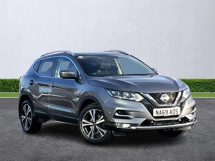 Nissan QASHQAI 1.3 DIG-T N-Connecta Euro 6 (s/s) 5dr