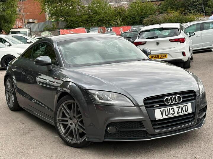 Audi TT 2.0 TDI Black Edition Quattro Euro 5 3dr