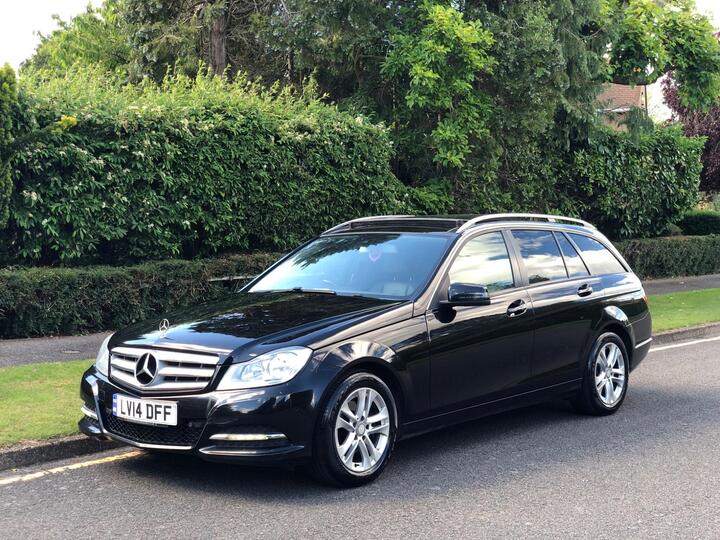 Mercedes-Benz C Class 2.1 C220 CDI Executive SE (Premium Plus) G-Tronic+ Euro 5 (s/s) 5dr