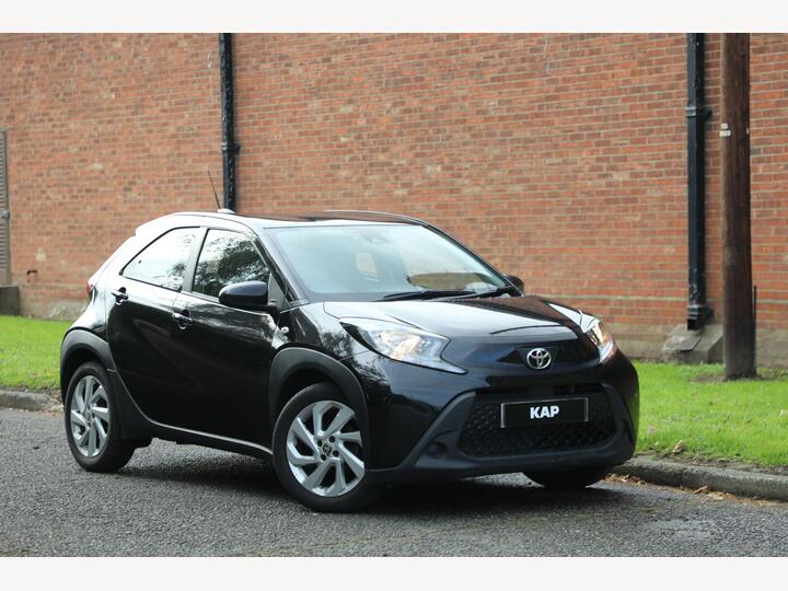 Toyota Aygo X 1.0 VVT-i Pure Euro 6 (s/s) 5dr