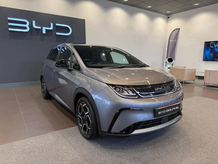 BYD Dolphin 60.48kWh Design Auto 5dr