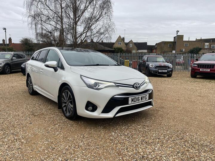 Toyota Avensis 2.0 D-4D Business Edition Plus Touring Sports Euro 6 (s/s) 5dr